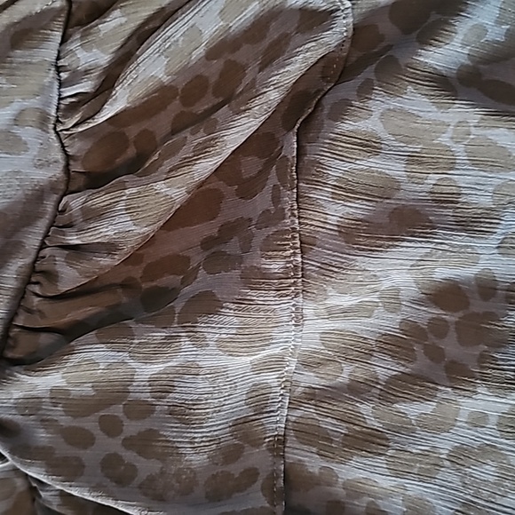 Torrid size 1 EUC Animal Print Top - Picture 7 of 10